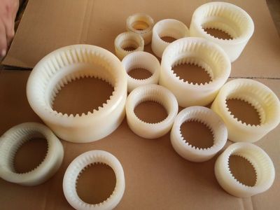 廠家生產(chǎn)尼龍軸套,尼龍襯套加工定做,尼龍異形件